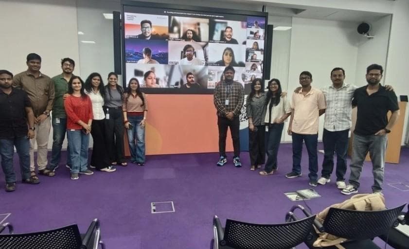 Datamarcos technology learners at an instructor-led cohort session